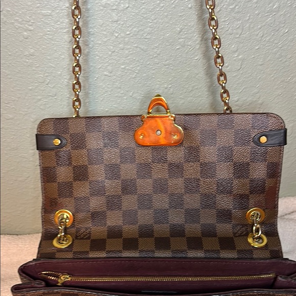 Louis Vuitton elegant purse 10 x 4 x 7 - Picture 8 of 16